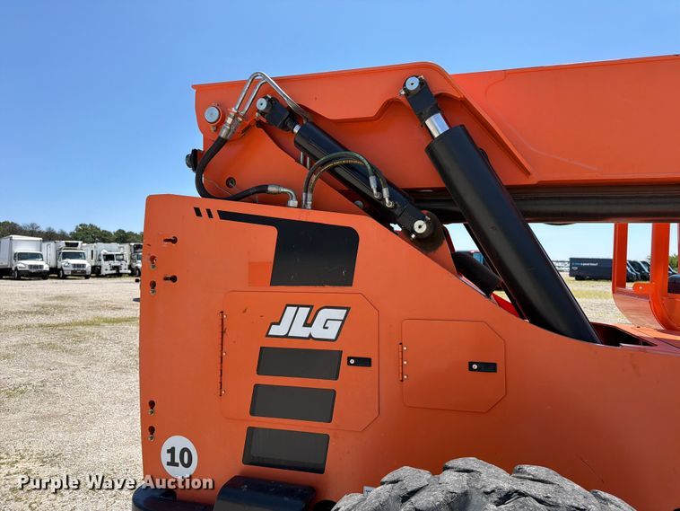 image for item YA4022 2018 JLF SkyTrak 10054 telehandler