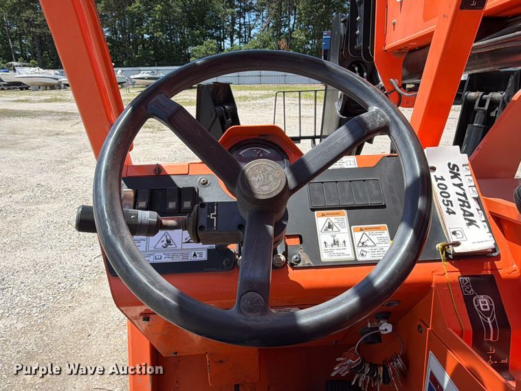 image for item YA4022 2018 JLF SkyTrak 10054 telehandler