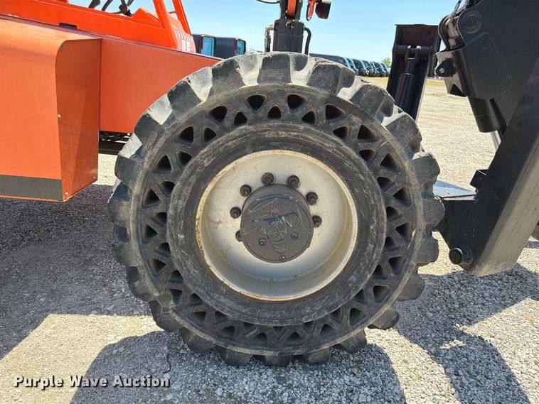 image for item YA4022 2018 JLF SkyTrak 10054 telehandler