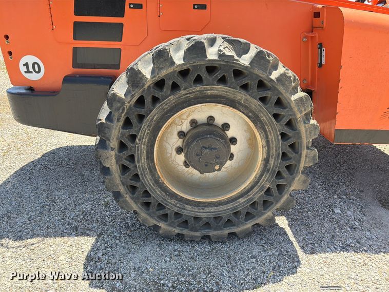 image for item YA4022 2018 JLF SkyTrak 10054 telehandler