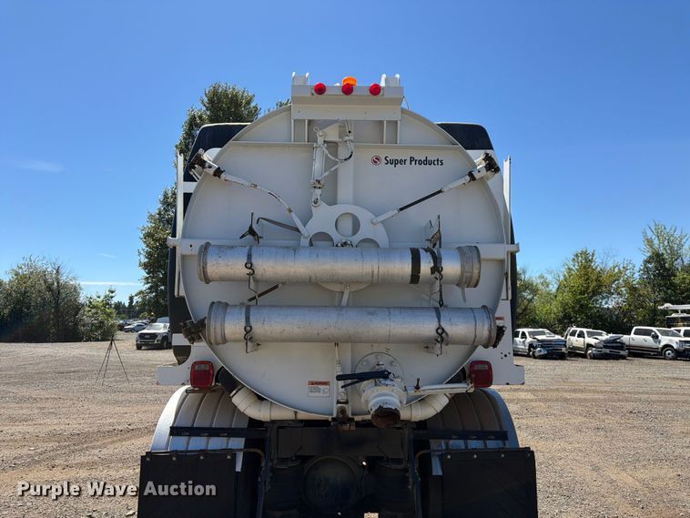 image for item YA4023 2015 International 7500 sewer jetter truck