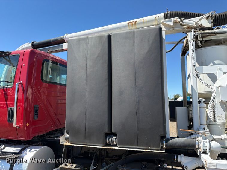 image for item YA4023 2015 International 7500 sewer jetter truck