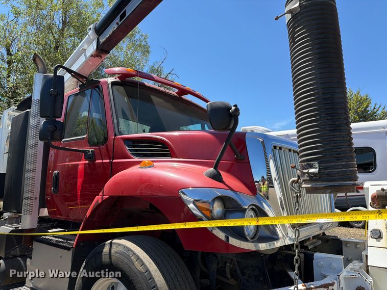 image for item YA4023 2015 International 7500 sewer jetter truck