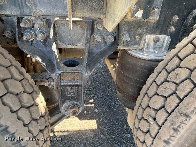 image for item YA4023 2015 International 7500 sewer jetter truck