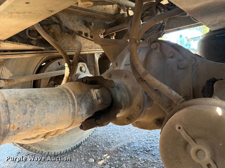 image for item YA4023 2015 International 7500 sewer jetter truck