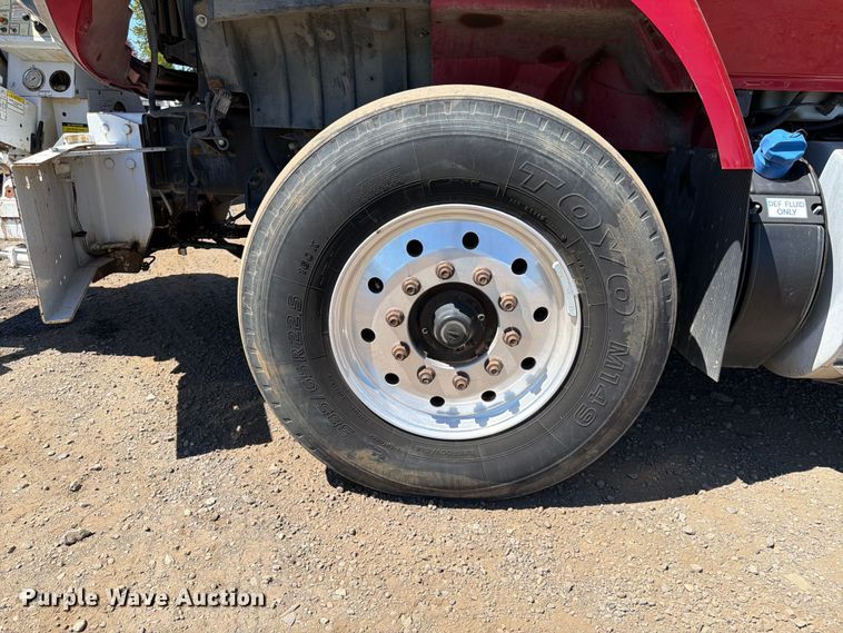 image for item YA4023 2015 International 7500 sewer jetter truck
