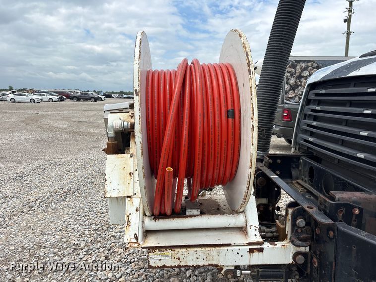 image for item YA4024 2017 Freightliner 114SD sewer jetter truck