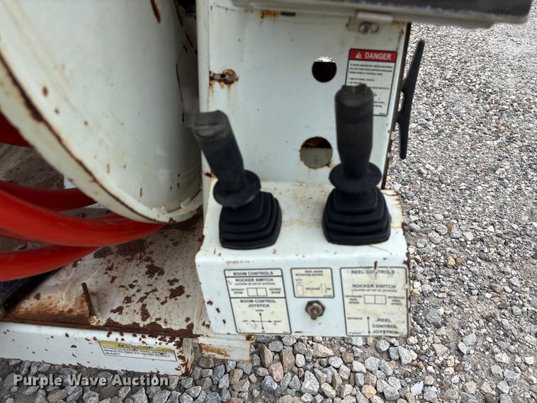 image for item YA4024 2017 Freightliner 114SD sewer jetter truck