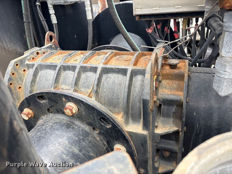 image for item YA4024 2017 Freightliner 114SD sewer jetter truck