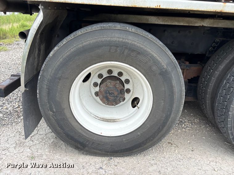 image for item YA4024 2017 Freightliner 114SD sewer jetter truck