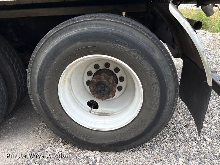image for item YA4024 2017 Freightliner 114SD sewer jetter truck