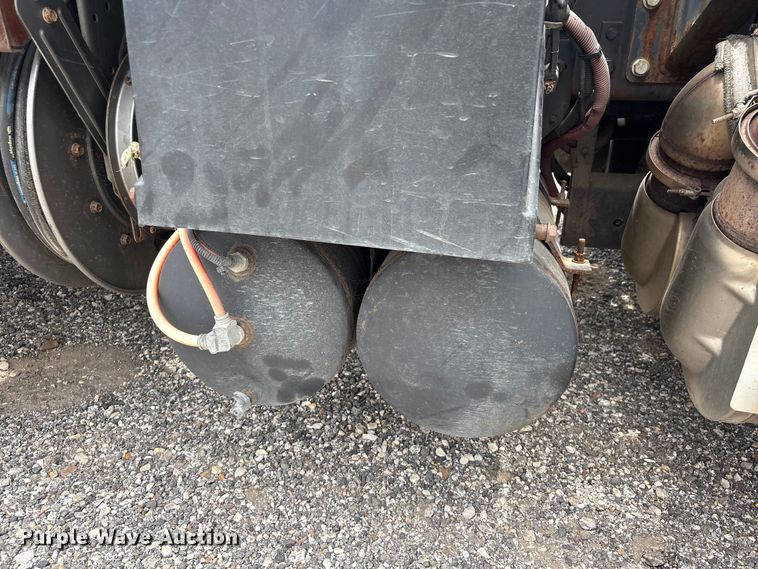 image for item YA4025 2018 International 7600 sewer jetter truck
