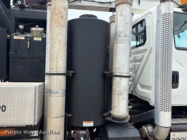 image for item YA4025 2018 International 7600 sewer jetter truck