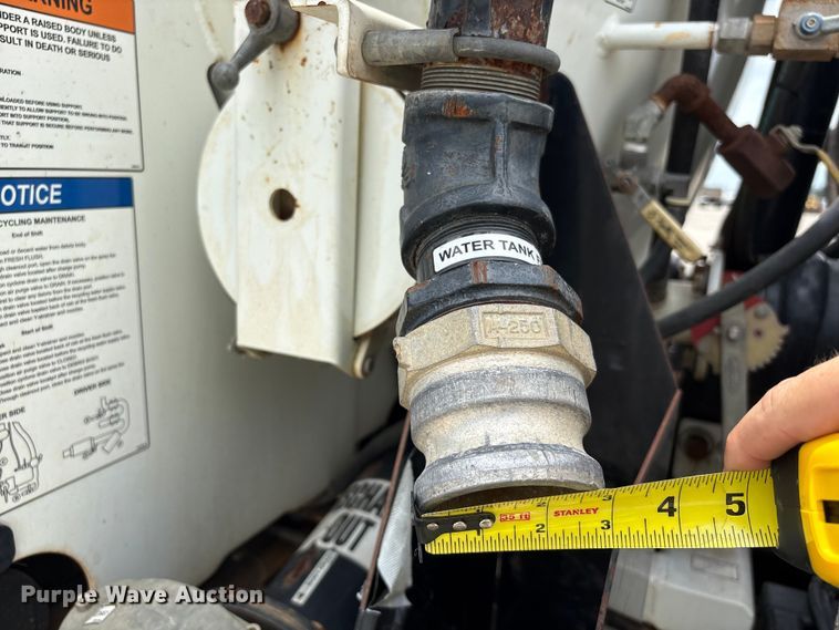 image for item YA4025 2018 International 7600 sewer jetter truck