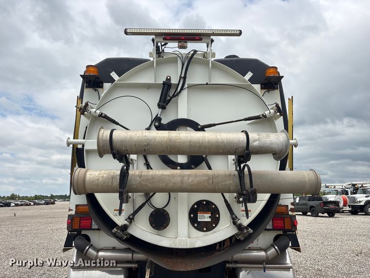 image for item YA4025 2018 International 7600 sewer jetter truck