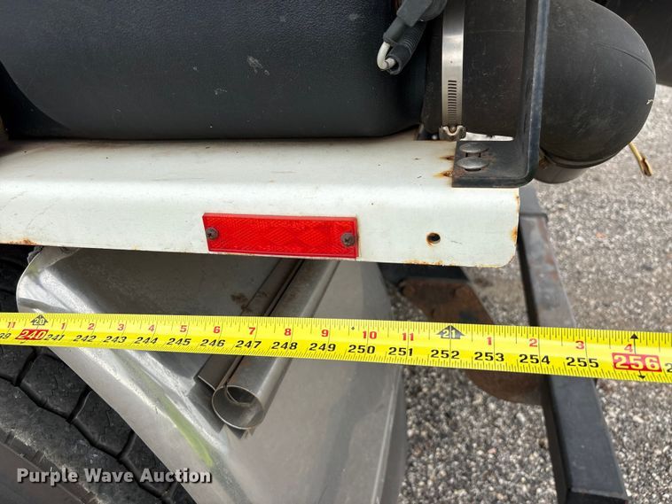 image for item YA4025 2018 International 7600 sewer jetter truck