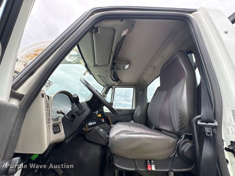 image for item YA4025 2018 International 7600 sewer jetter truck