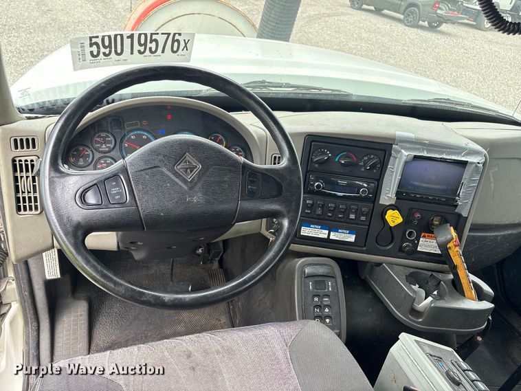 image for item YA4025 2018 International 7600 sewer jetter truck