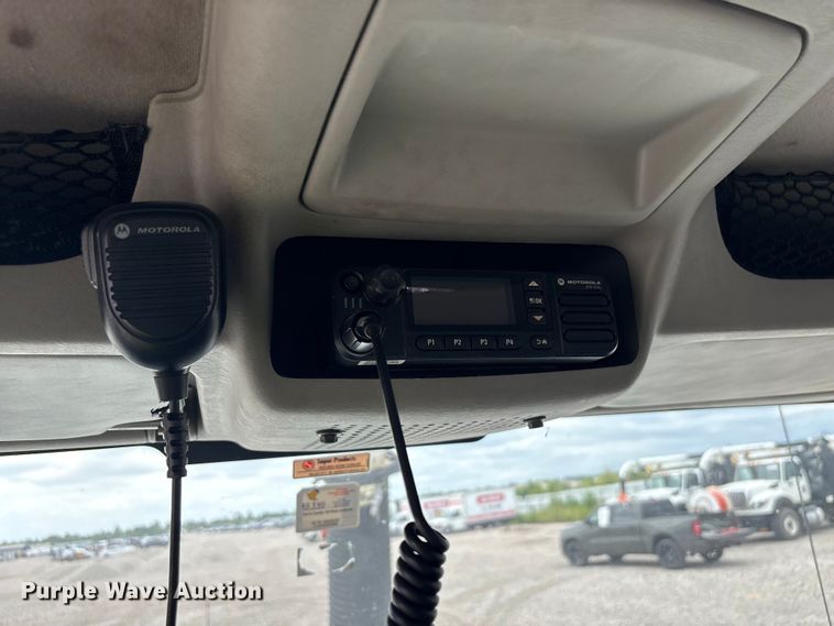 image for item YA4025 2018 International 7600 sewer jetter truck