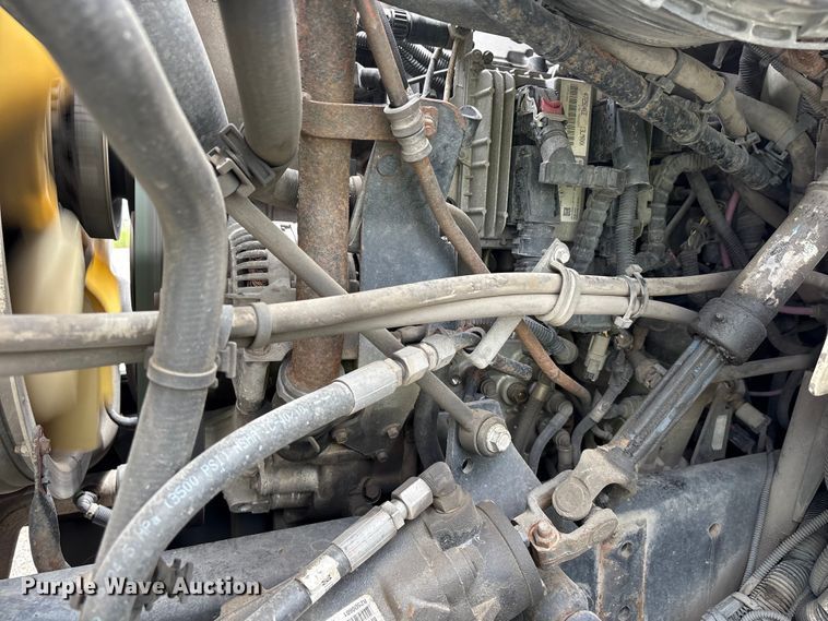 image for item YA4025 2018 International 7600 sewer jetter truck