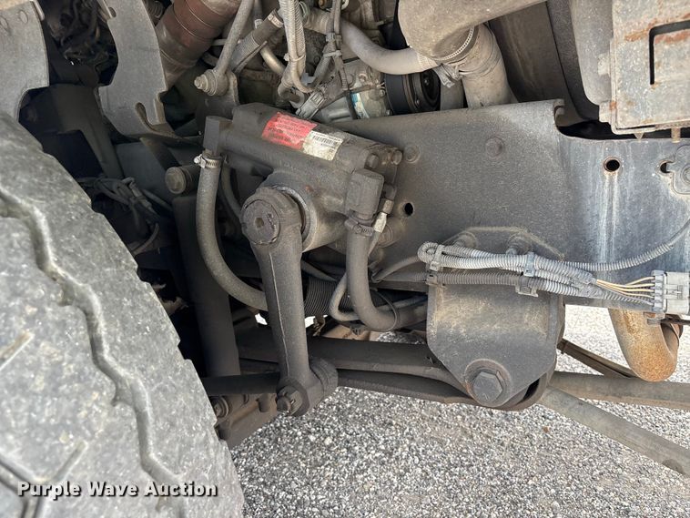 image for item YA4025 2018 International 7600 sewer jetter truck