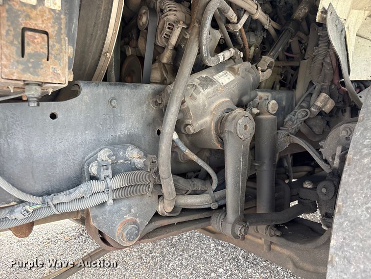 image for item YA4025 2018 International 7600 sewer jetter truck
