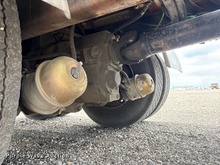 image for item YA4025 2018 International 7600 sewer jetter truck