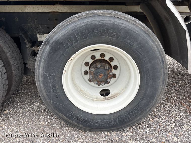image for item YA4025 2018 International 7600 sewer jetter truck