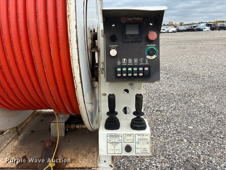 image for item YA4026 2017 International 7600 sewer jetter truck