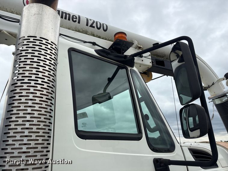 image for item YA4026 2017 International 7600 sewer jetter truck