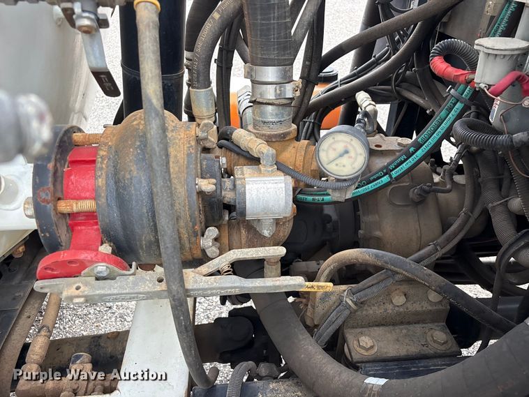 image for item YA4026 2017 International 7600 sewer jetter truck