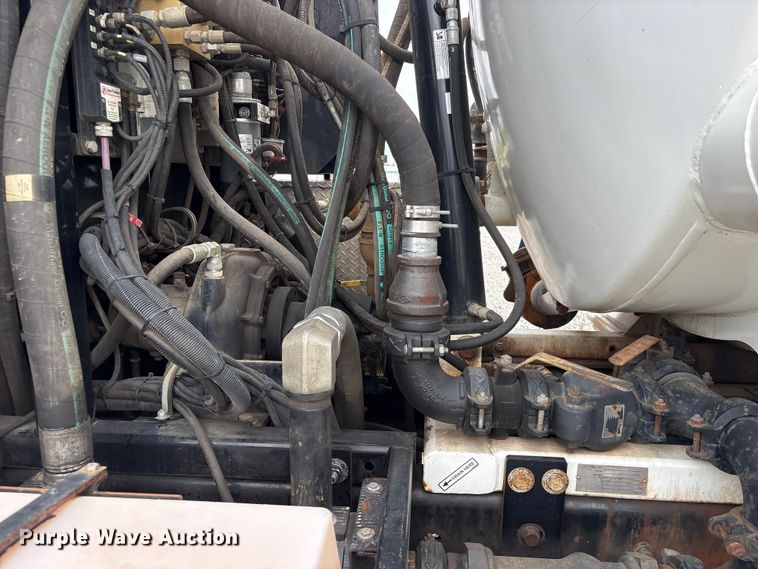 image for item YA4026 2017 International 7600 sewer jetter truck