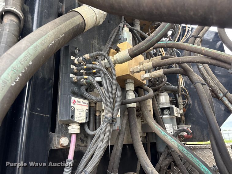 image for item YA4026 2017 International 7600 sewer jetter truck