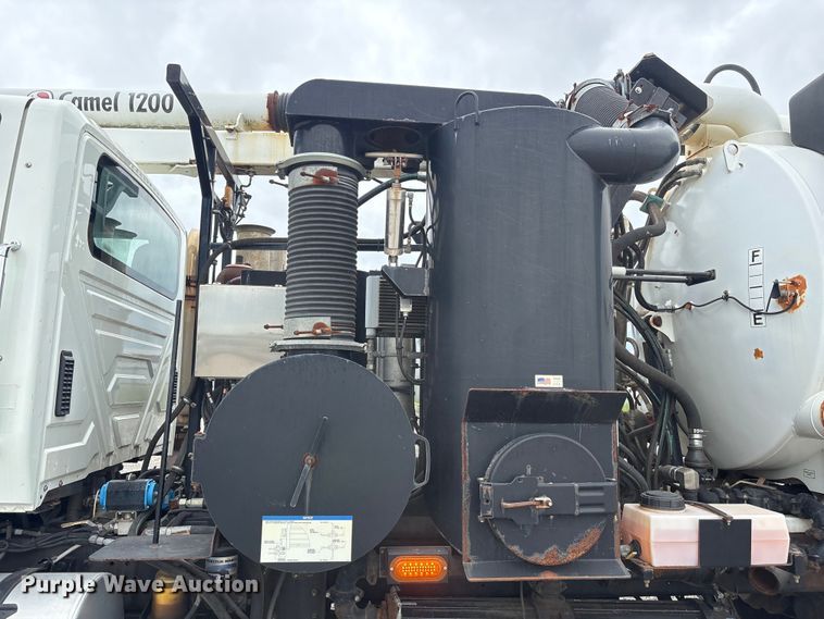 image for item YA4026 2017 International 7600 sewer jetter truck