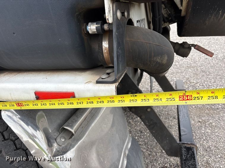 image for item YA4026 2017 International 7600 sewer jetter truck