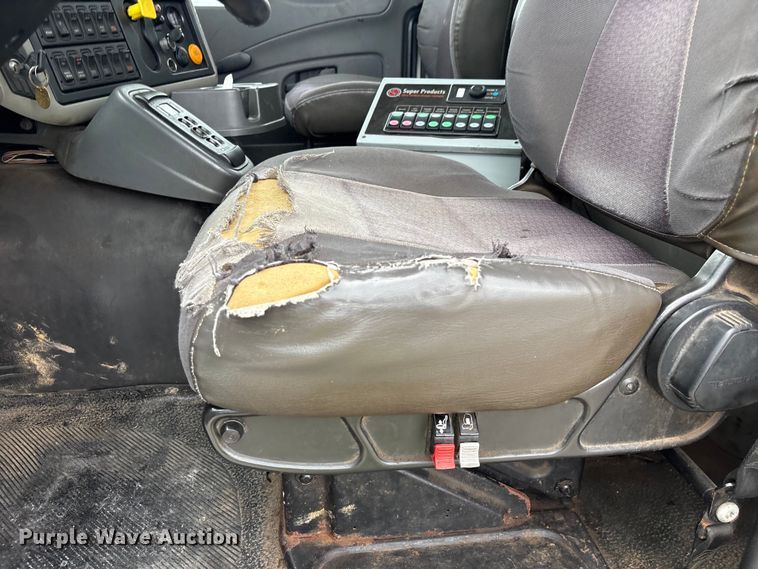 image for item YA4026 2017 International 7600 sewer jetter truck