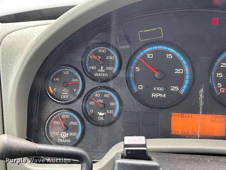 image for item YA4026 2017 International 7600 sewer jetter truck