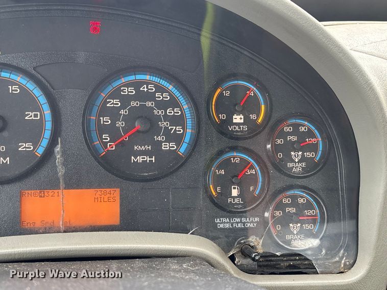 image for item YA4026 2017 International 7600 sewer jetter truck