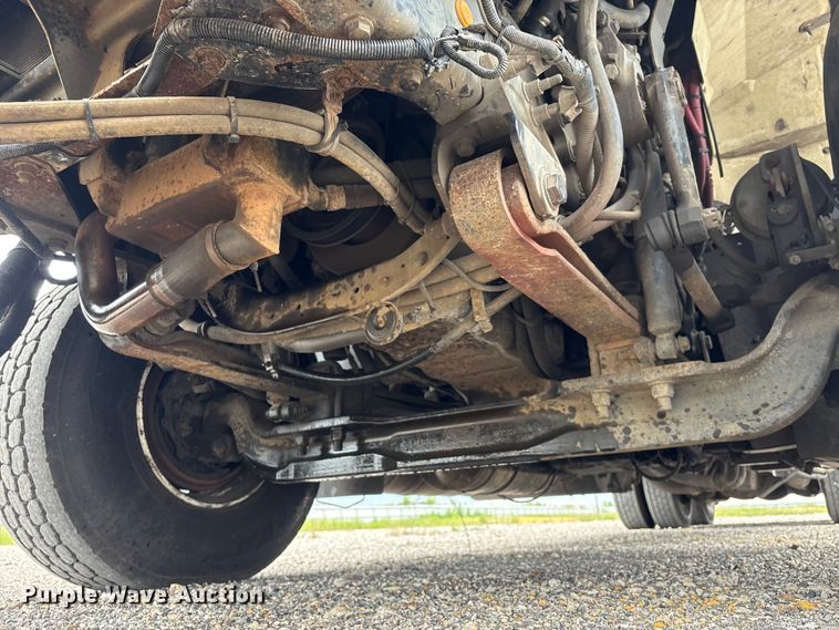 image for item YA4026 2017 International 7600 sewer jetter truck