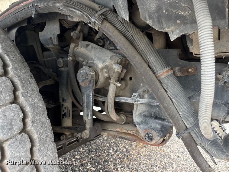 image for item YA4026 2017 International 7600 sewer jetter truck