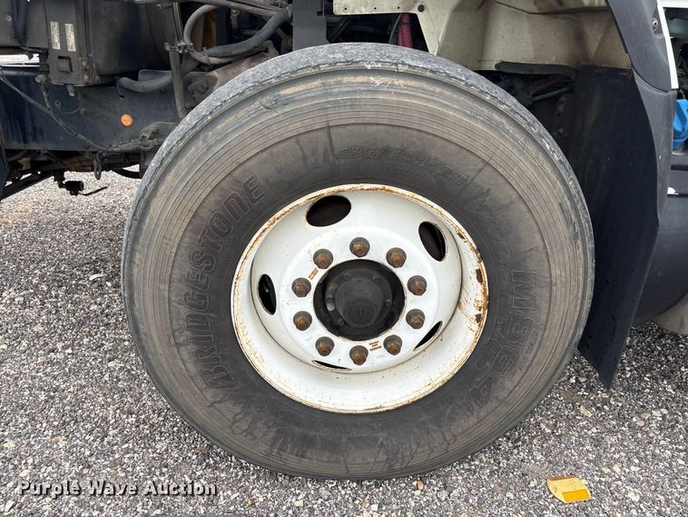 image for item YA4026 2017 International 7600 sewer jetter truck