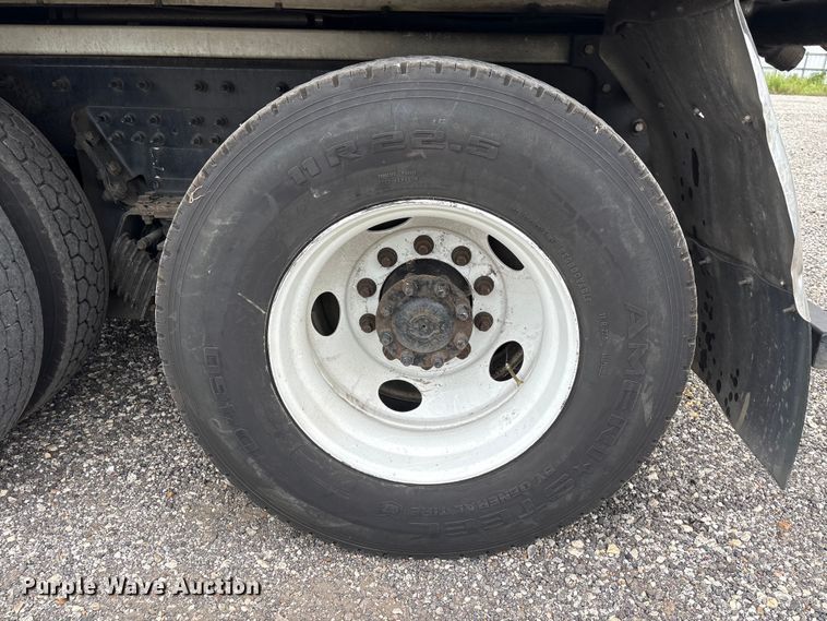 image for item YA4026 2017 International 7600 sewer jetter truck