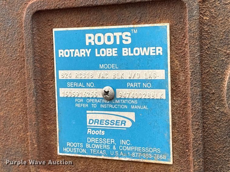 image for item YA4027 2016 Peterbilt 365 sewer jetter truck