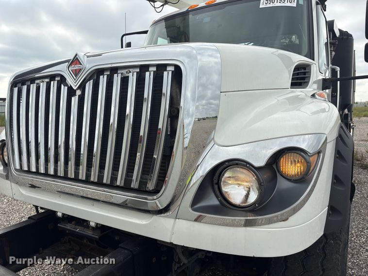 image for item YA4028 2017 International 7600 sewer jetter truck