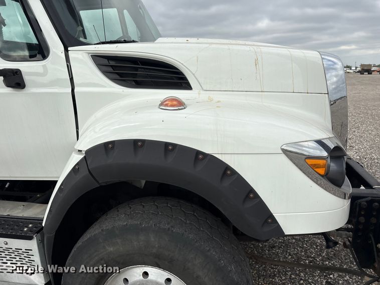 image for item YA4028 2017 International 7600 sewer jetter truck