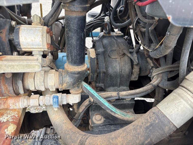image for item YA4028 2017 International 7600 sewer jetter truck