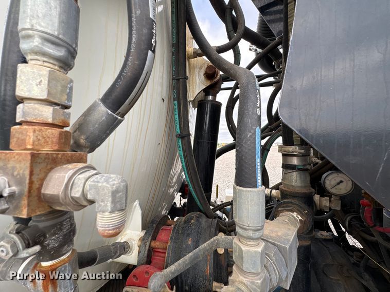 image for item YA4028 2017 International 7600 sewer jetter truck