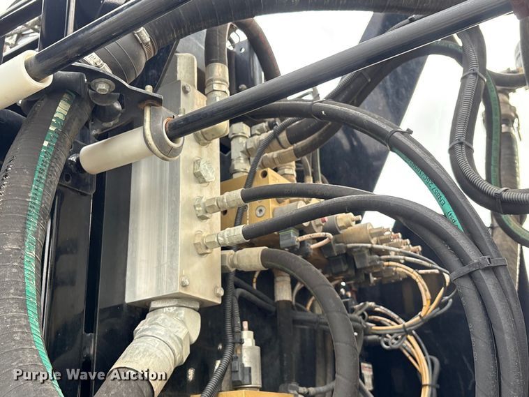 image for item YA4028 2017 International 7600 sewer jetter truck