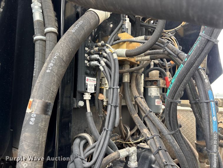 image for item YA4028 2017 International 7600 sewer jetter truck