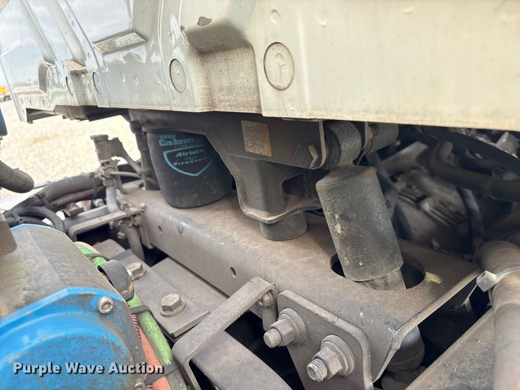 image for item YA4028 2017 International 7600 sewer jetter truck